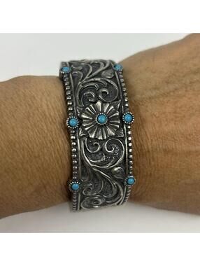 VTG Bangle Bracelet Pewter with Blue Stones Chunky